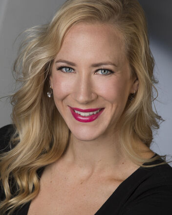 LARA SHELTON photo